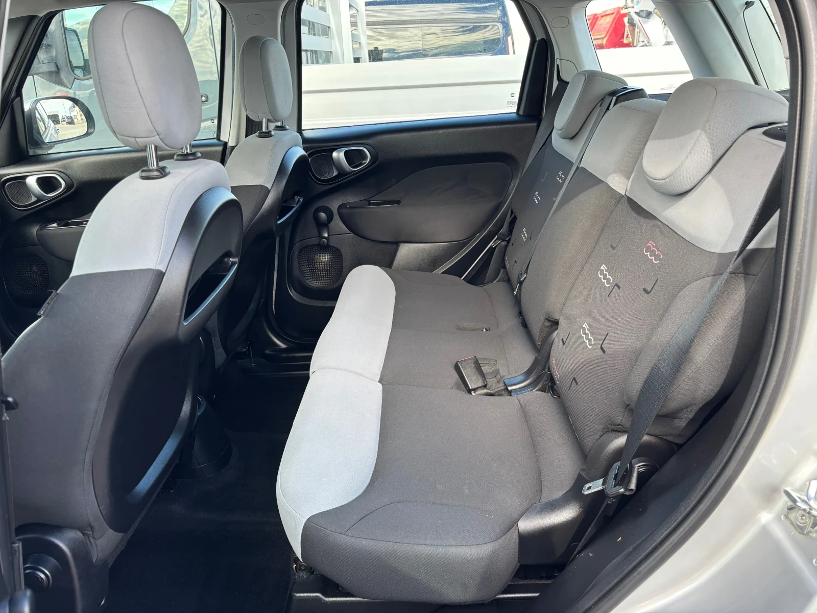 Fiat 500L 1.3 MultiJet, снимка 11 - Автомобили и джипове - 56678177
