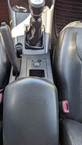 Toyota Rav4 D-CAT 2, 2 Luxury  | Mobile.bg    8