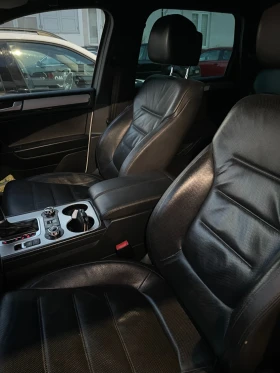 VW Touareg - 11500 € / 22492.04 лв. - 35843559 14