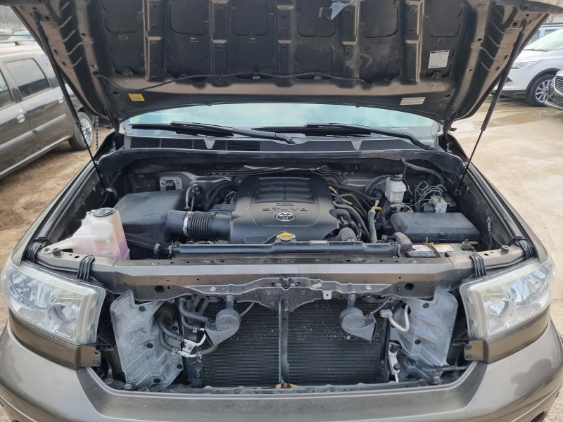 Toyota Tundra 5.7 V8 TRD, снимка 17 - Автомобили и джипове - 49181796