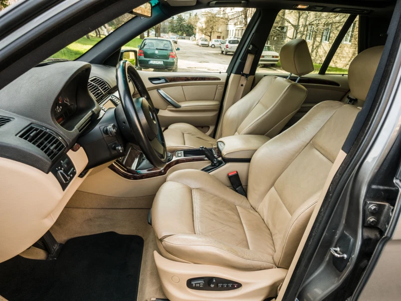 BMW X5 3.0D, снимка 10 - Автомобили и джипове - 52572714