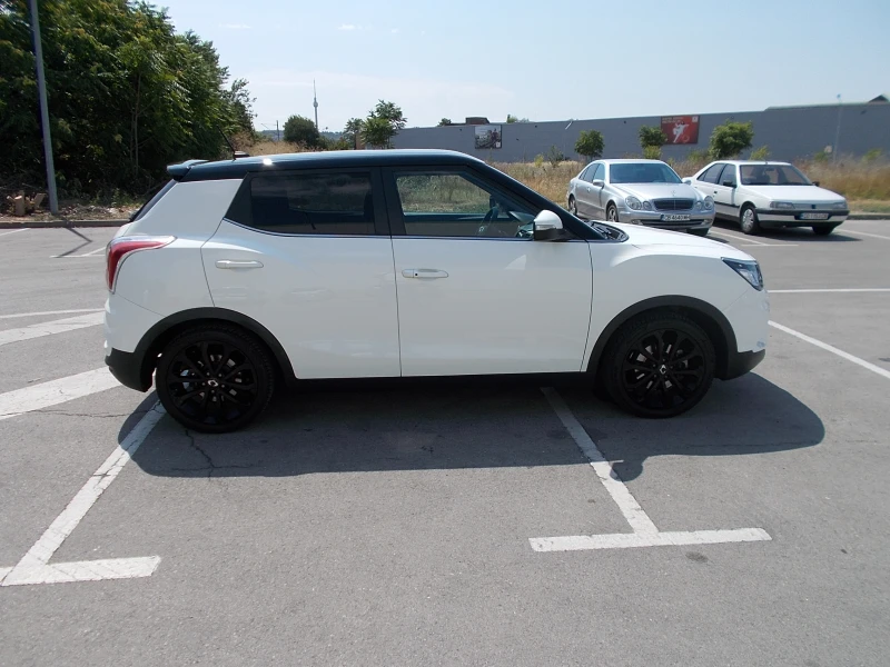 SsangYong Tivoli 1.6i -bi fuel -GAS, EURO 6B, снимка 4 - Автомобили и джипове - 52217690