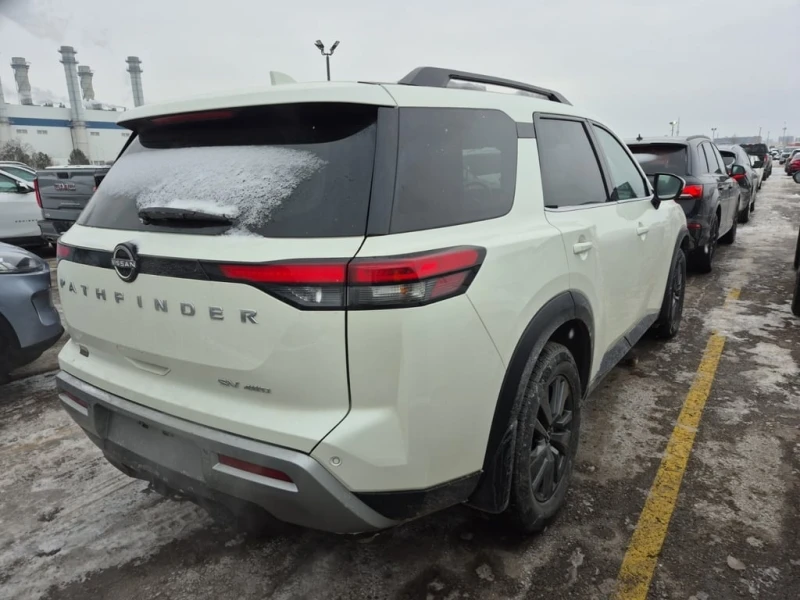 Nissan Pathfinder * SV * CARFAX * БЕЗ ПЪРВОНАЧАЛНА ВНОСКА, снимка 3 - Автомобили и джипове - 52919459