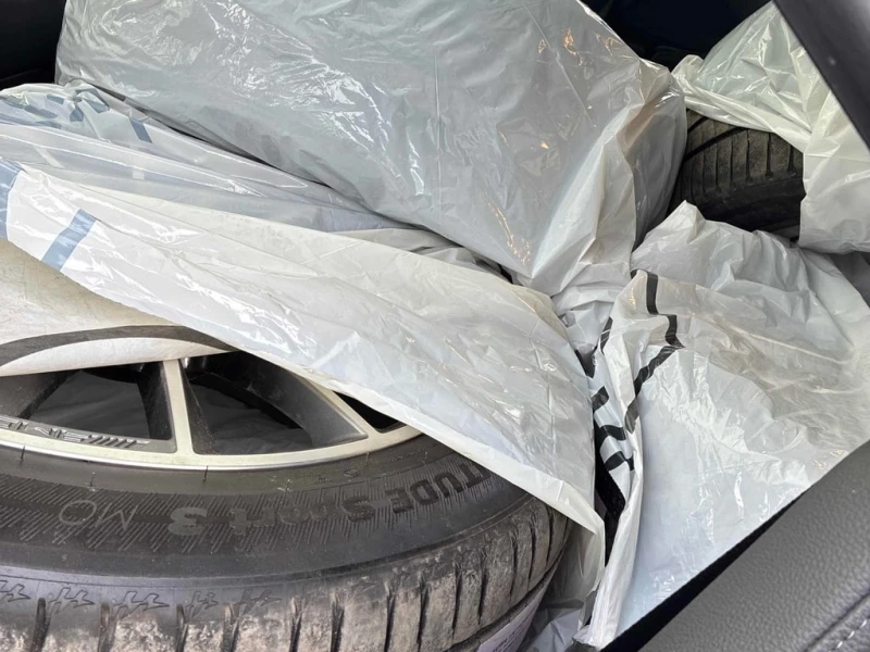 Mercedes-Benz GLE * 450 * CARFAX * ЦЕНА ДО БГ, снимка 17 - Автомобили и джипове - 53088465