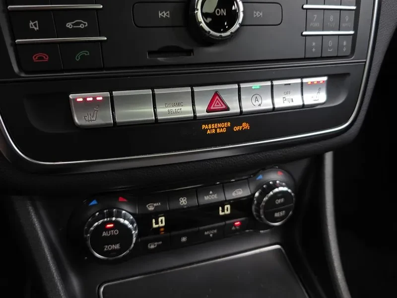 Mercedes-Benz GLA Premium, снимка 17 - Автомобили и джипове - 56015298