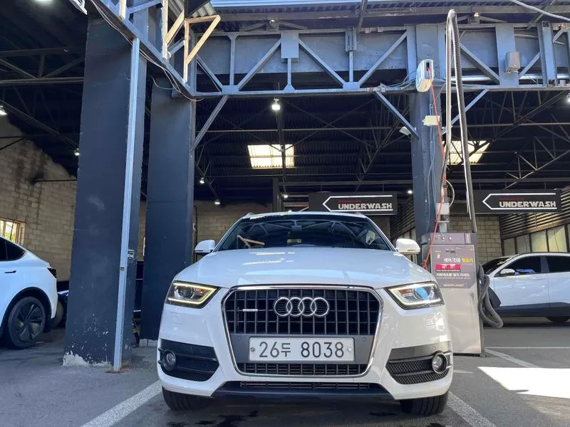 Audi Q3 2.0 TDI Quattro - САМО 30% АВАНС, снимка 3 - Автомобили и джипове - 56066421