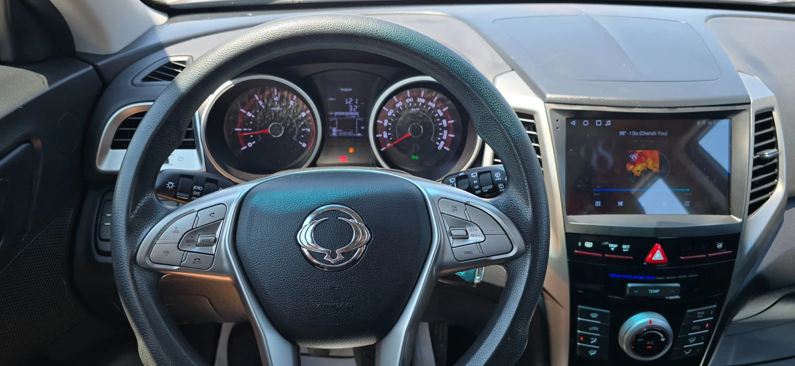 SsangYong Tivoli 1.6i ГАЗ CAR PLAY ANDROID AUTO - изображение 8