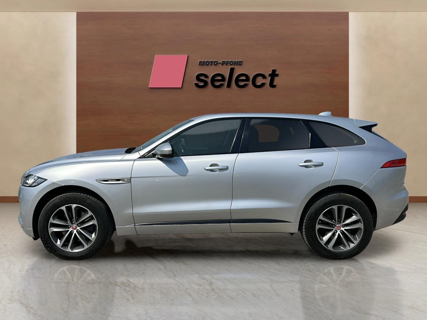 Jaguar F-PACE 3.0TDV6 - изображение 4