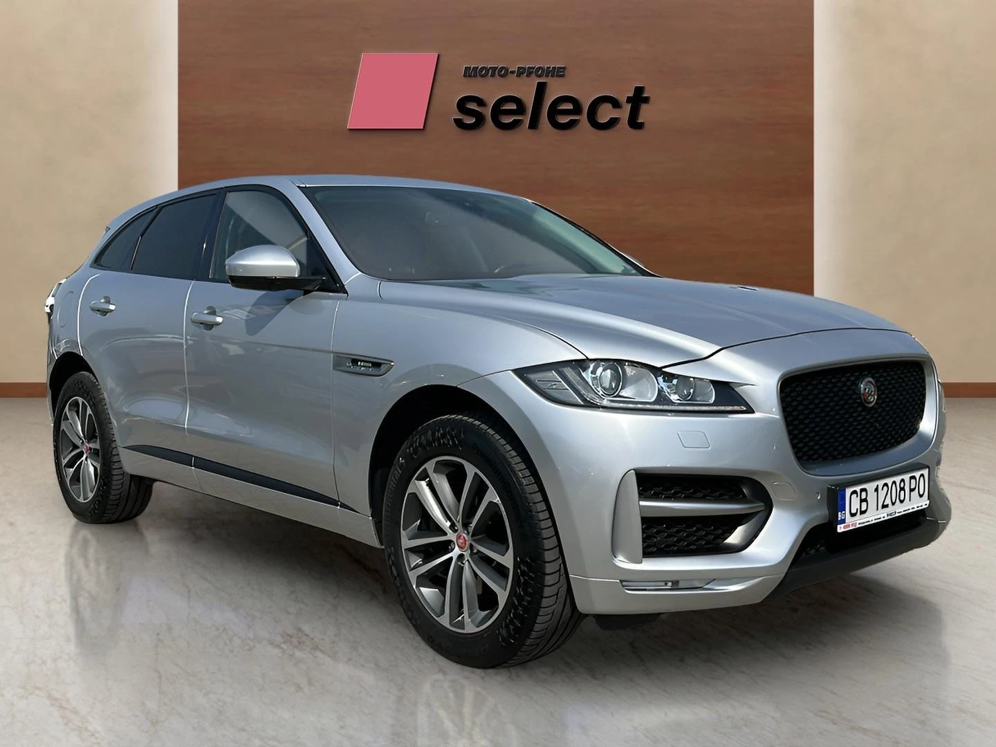 Jaguar F-PACE 3.0TDV6 - изображение 2