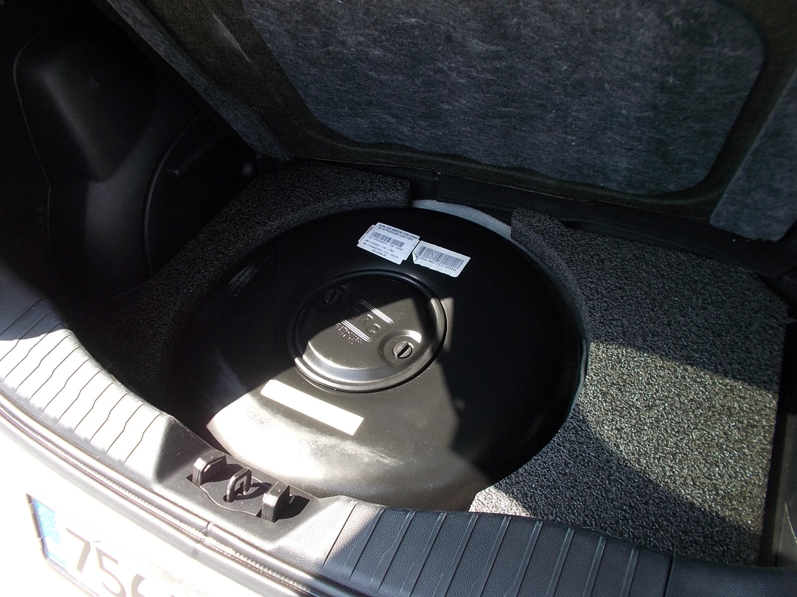 SsangYong Tivoli 1.6i -bi fuel -GAS, EURO 6B | Mobile.bg   7