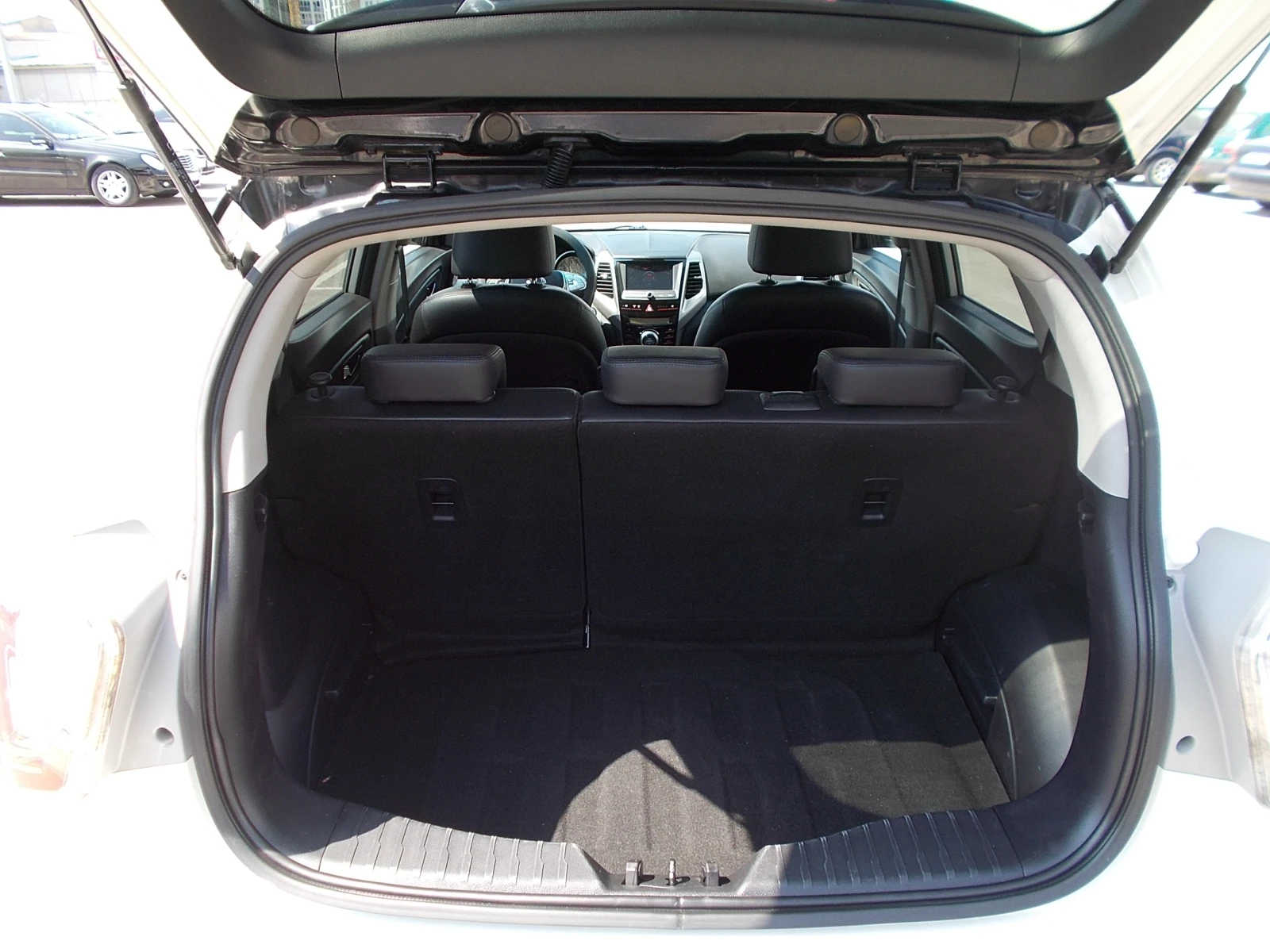 SsangYong Tivoli 1.6i -bi fuel -GAS, EURO 6B | Mobile.bg   6