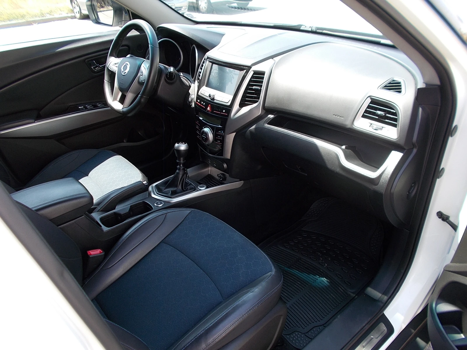 SsangYong Tivoli 1.6i -bi fuel -GAS, EURO 6B | Mobile.bg   9