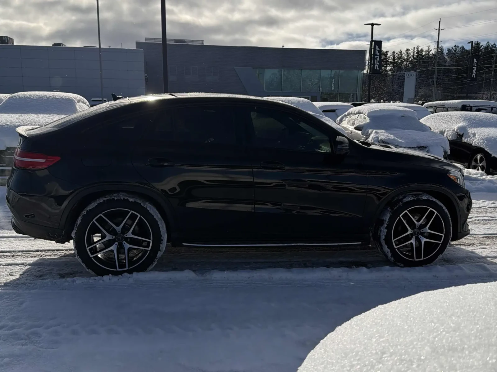 Mercedes-Benz GLE 43 AMG * CARFAX * БЕЗ ПЪРВОНАЧАЛНА ВНОСКА - изображение 5