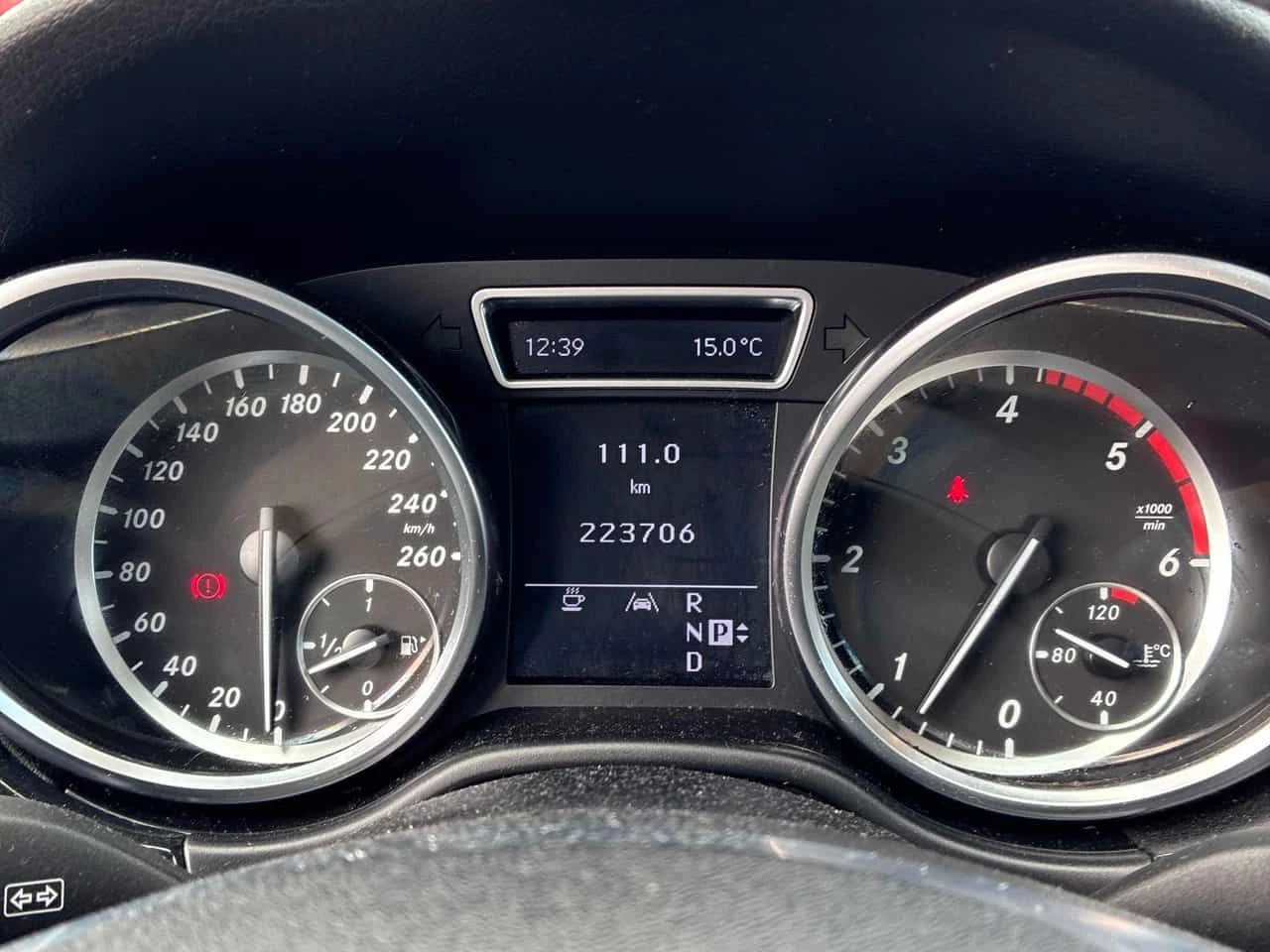 Mercedes-Benz ML 350 4MATIC * ПОДГРЕВ* ПАНОРАМА* КАМЕРА* , снимка 8 - Автомобили и джипове - 54046512