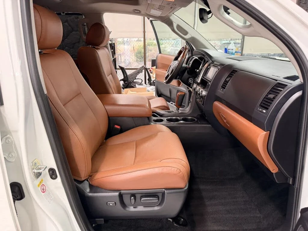 Toyota Sequoia PLATINUM * 4WD * ��� ��������� * ���� �� �� *  | Mobile.bg � ����������� 13
