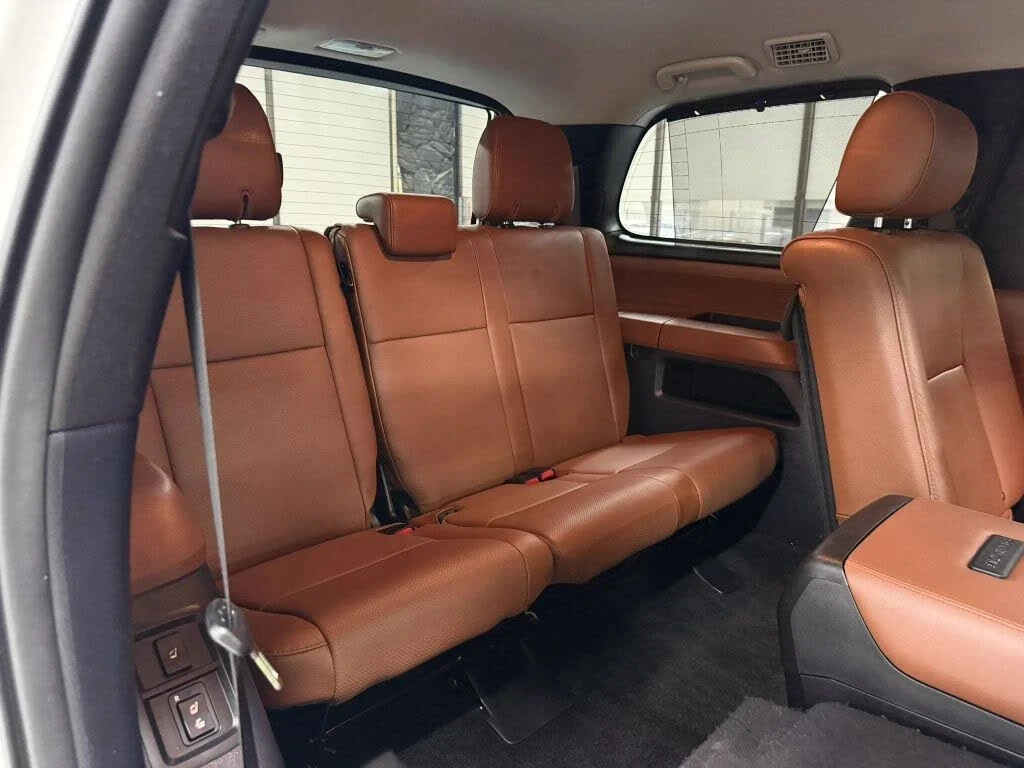 Toyota Sequoia PLATINUM * 4WD * ��� ��������� * ���� �� �� *  | Mobile.bg � ����������� 16