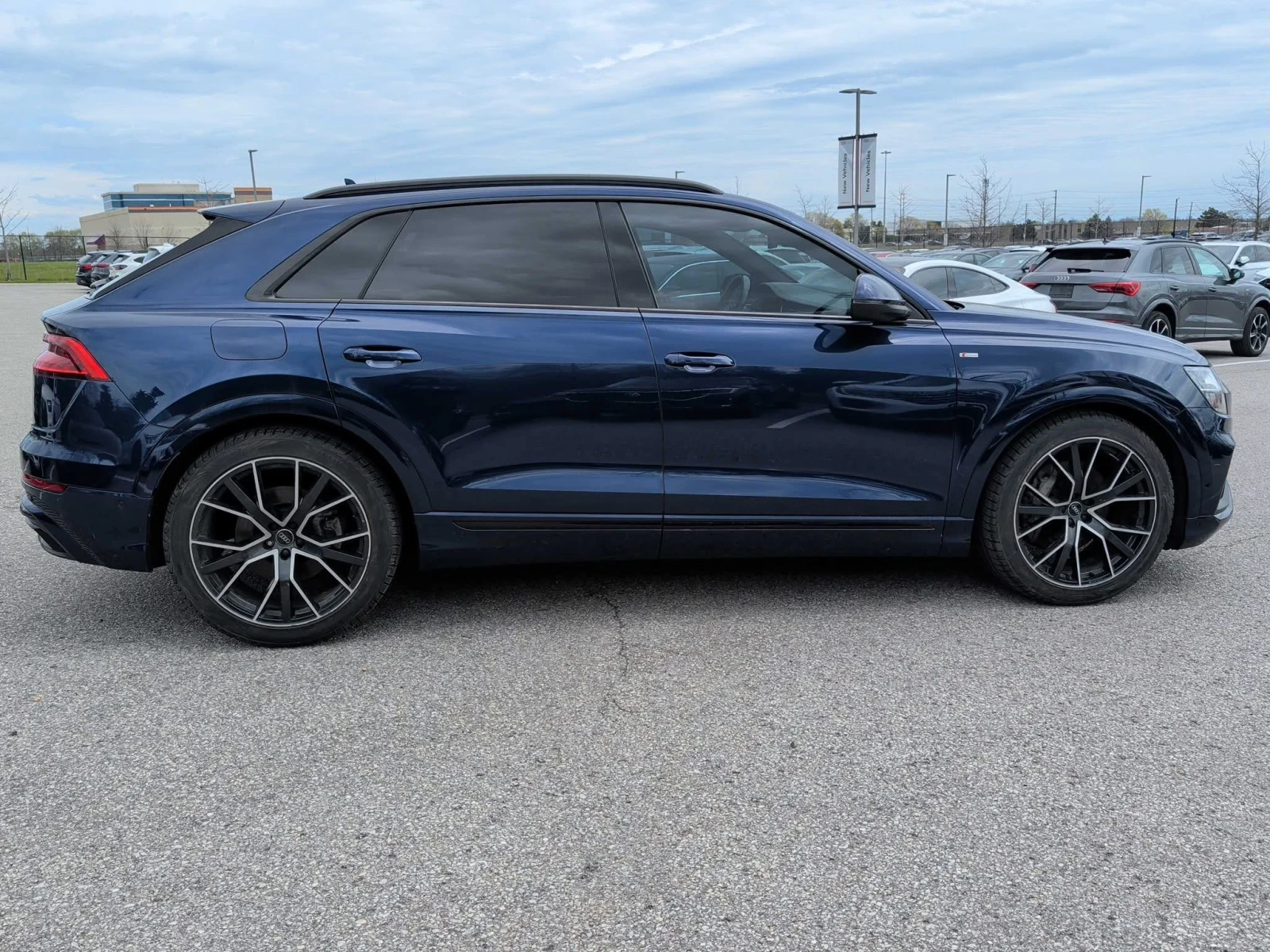 Audi Q8 S-Line* Обдухване* 1 собственик, снимка 5 - Автомобили и джипове - 54398653