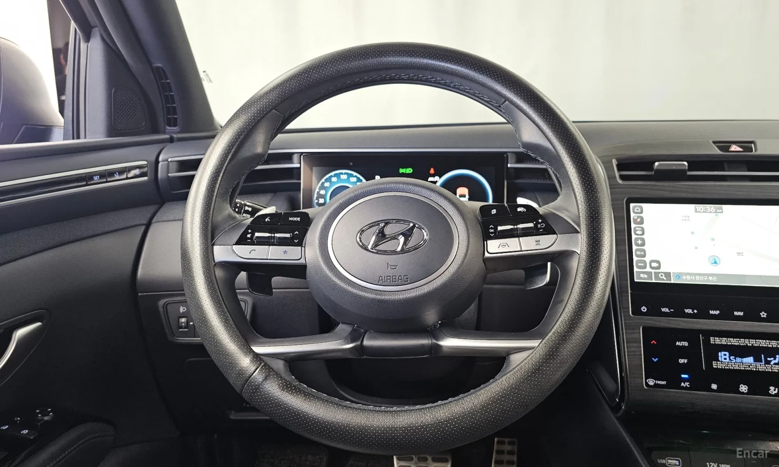 Hyundai Tucson, снимка 13 - Автомобили и джипове - 55193446