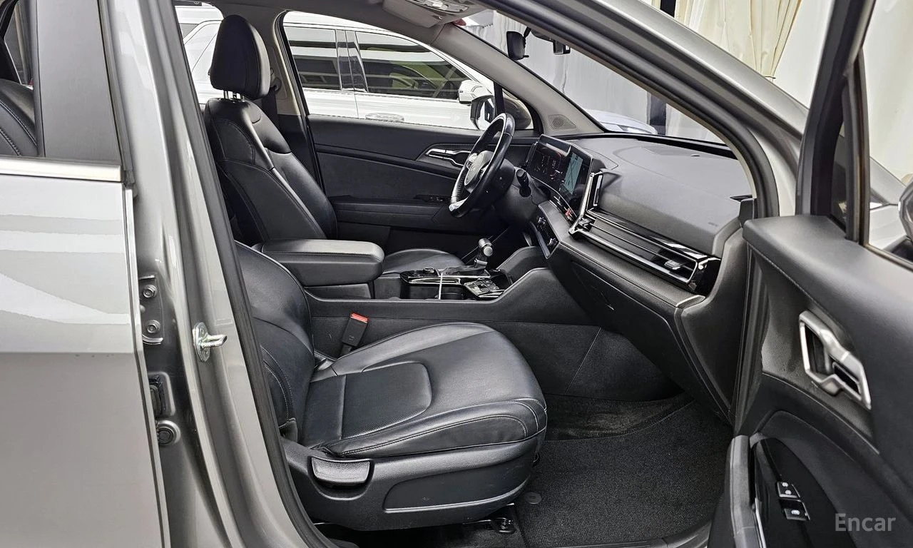 Kia Sportage 2.0D Trendy* ПОДГРЕВ* КАМЕРА* КРАЙНА ЦЕНА* , снимка 7 - Автомобили и джипове - 55301511