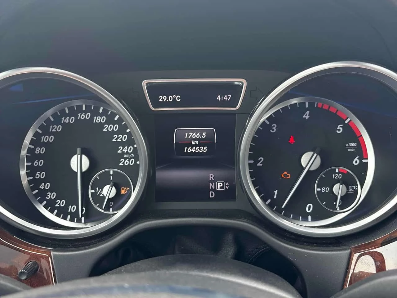 Mercedes-Benz GL * 350 BlueTEC * CARFAX * ОПЦИЯ ЗА ФИНАНСИРАНЕ , снимка 8 - Автомобили и джипове - 55355486