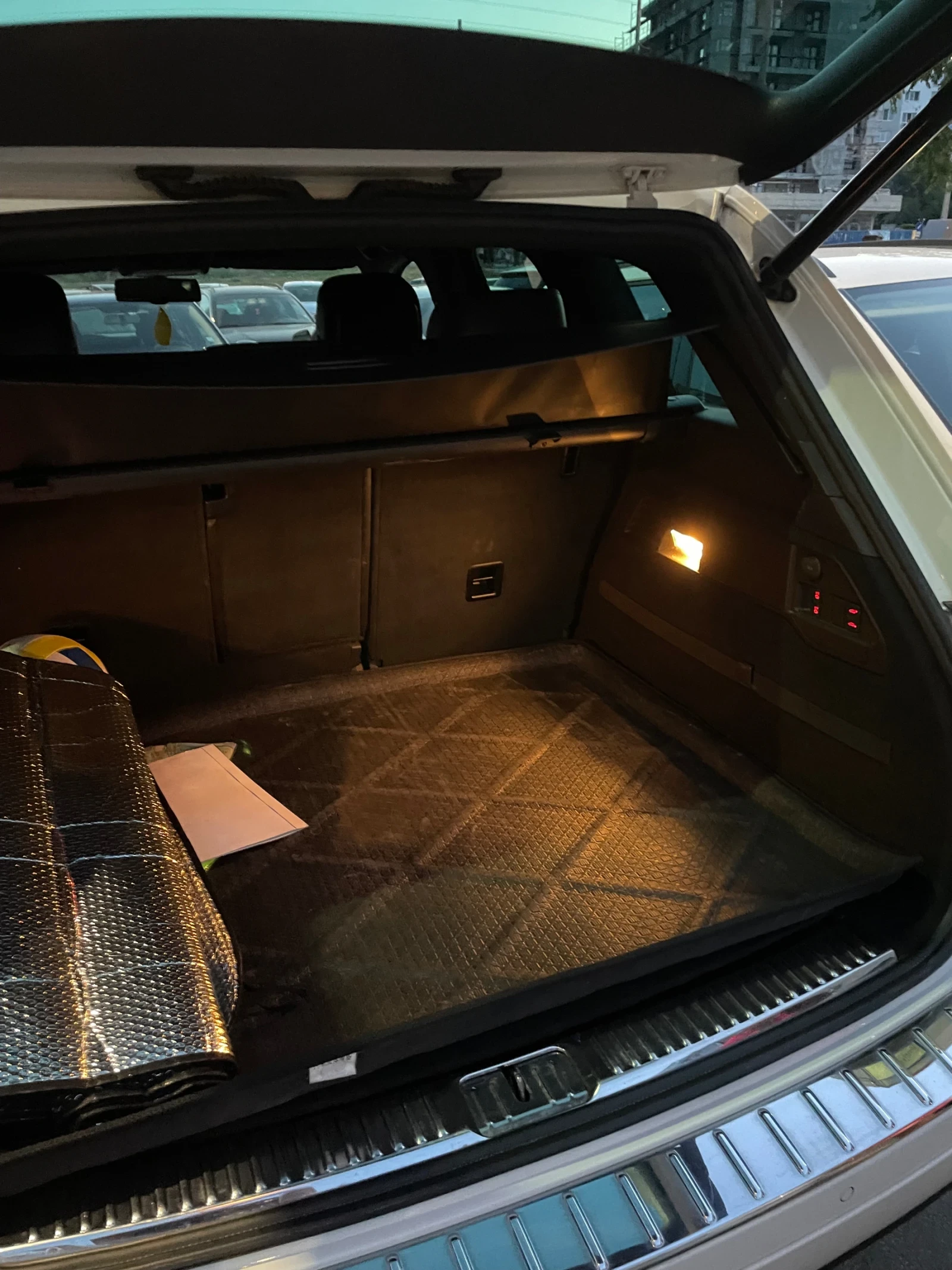 VW Touareg, снимка 15 - Автомобили и джипове - 55393664