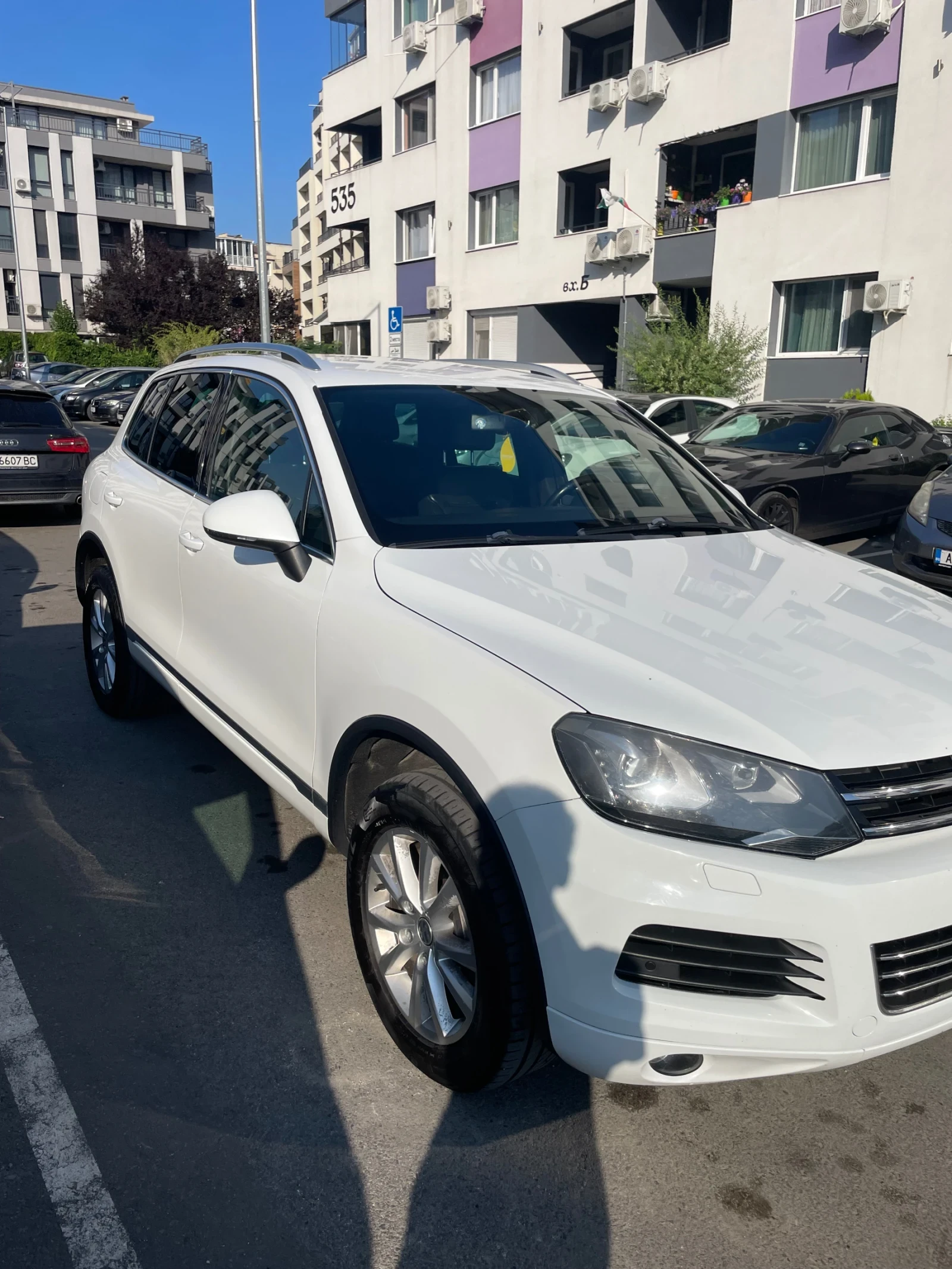 VW Touareg, снимка 3 - Автомобили и джипове - 55393664