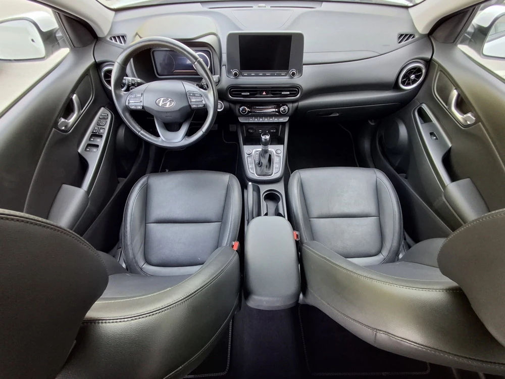 Hyundai Kona 1.6 GDI Turbo 4x4 AT , снимка 13 - Автомобили и джипове - 55400514