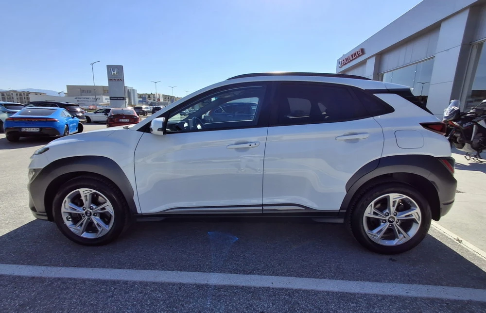 Hyundai Kona 1.6 GDI Turbo 4x4 AT , снимка 9 - Автомобили и джипове - 55400514