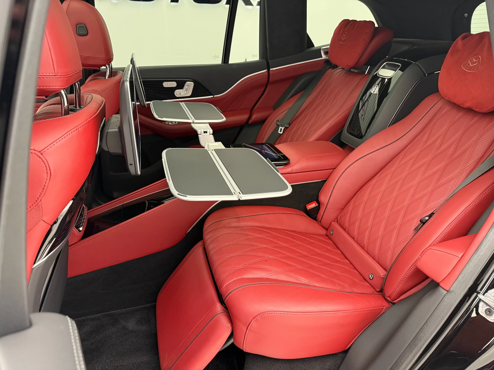 Mercedes-Benz GLS 600 Maybach\4DBurmester\E-Active-Body, снимка 11 - Автомобили и джипове - 55727125