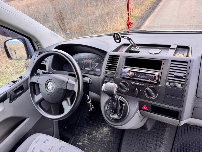 VW T5 Caravelle Automatic Long теглич , снимка 12 - Бусове и автобуси - 53128630