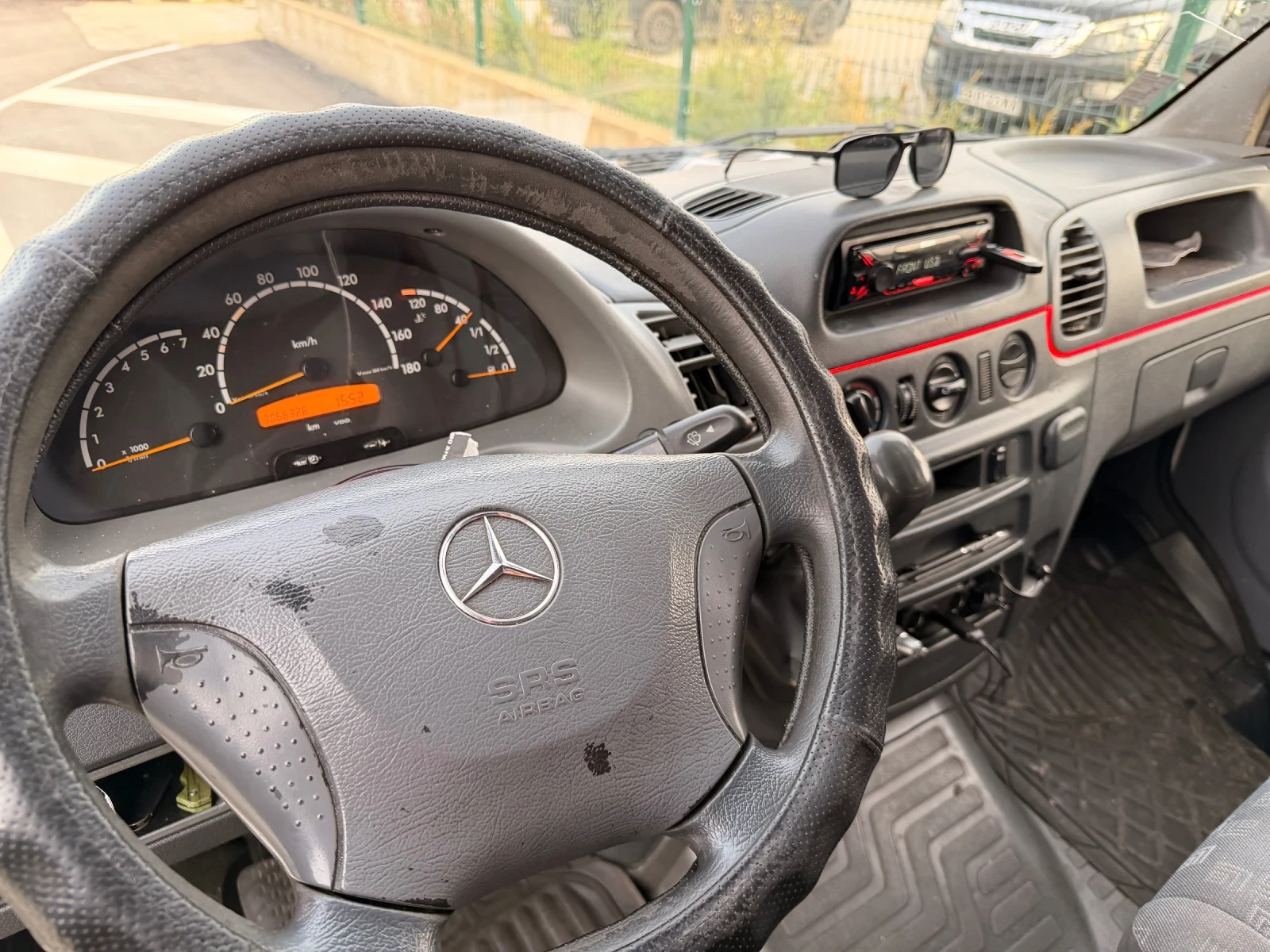 Mercedes-Benz Sprinter 213 * 9-Местен* Клима* ТОП Обслужен*  - изображение 5