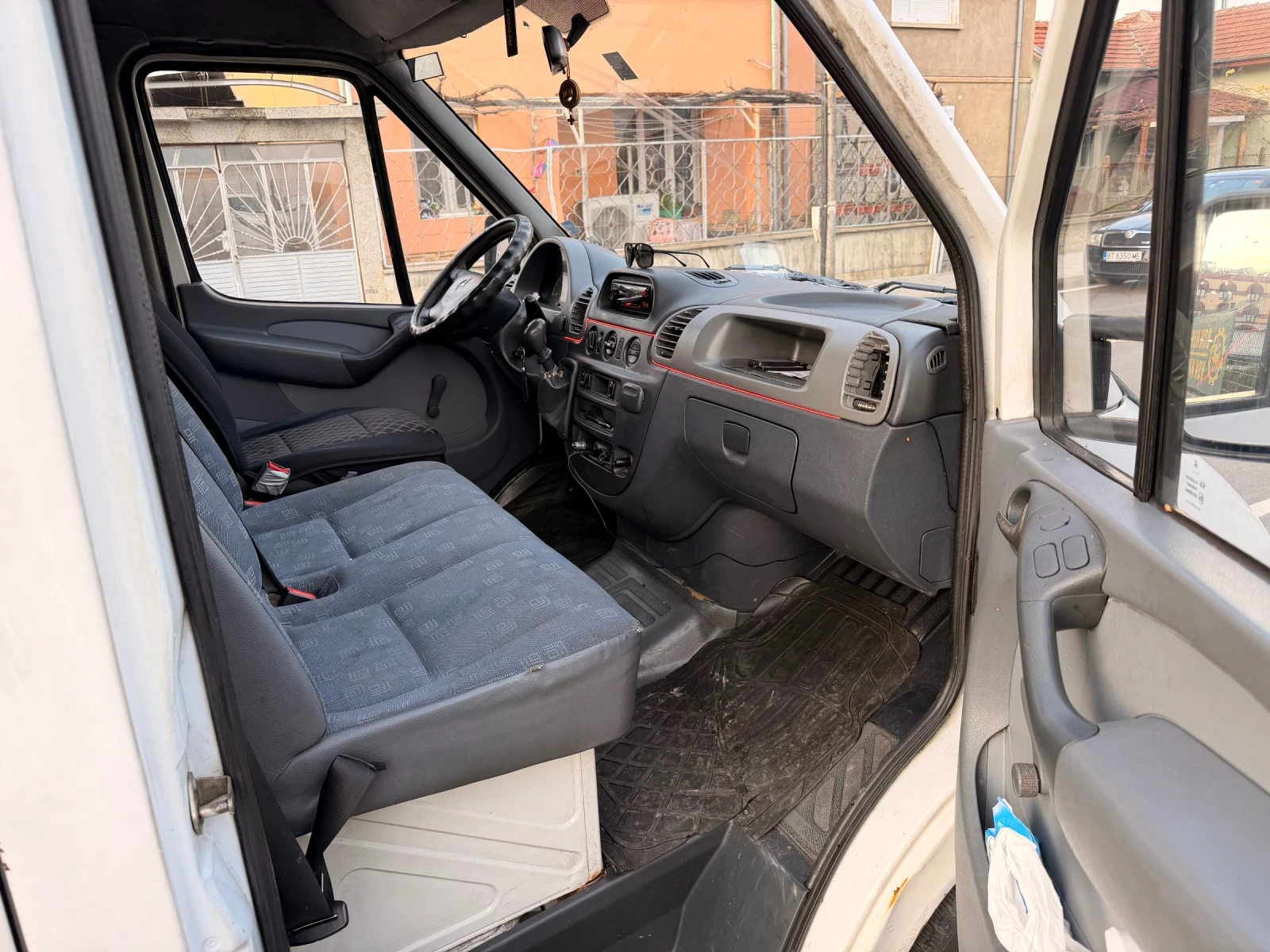 Mercedes-Benz Sprinter 213 * 9-Местен* Клима* ТОП Обслужен*  - изображение 7