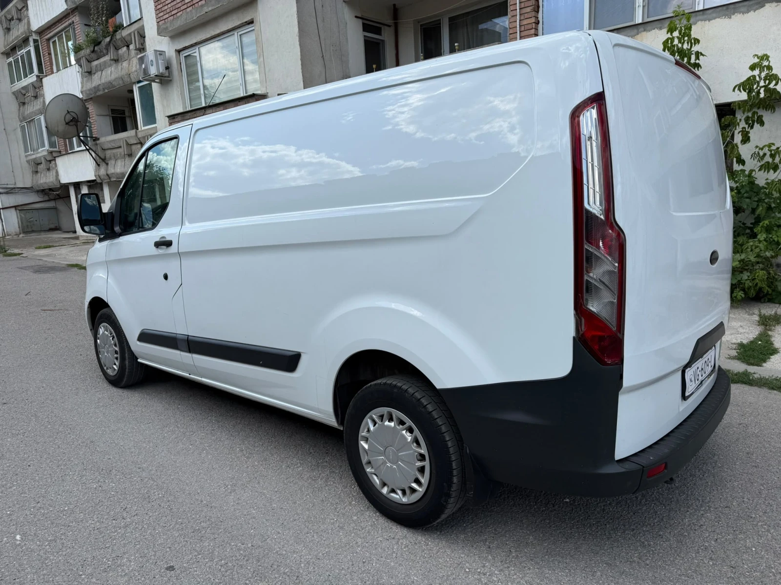 Ford Transit Custom, снимка 3 - Бусове и автобуси - 55467724