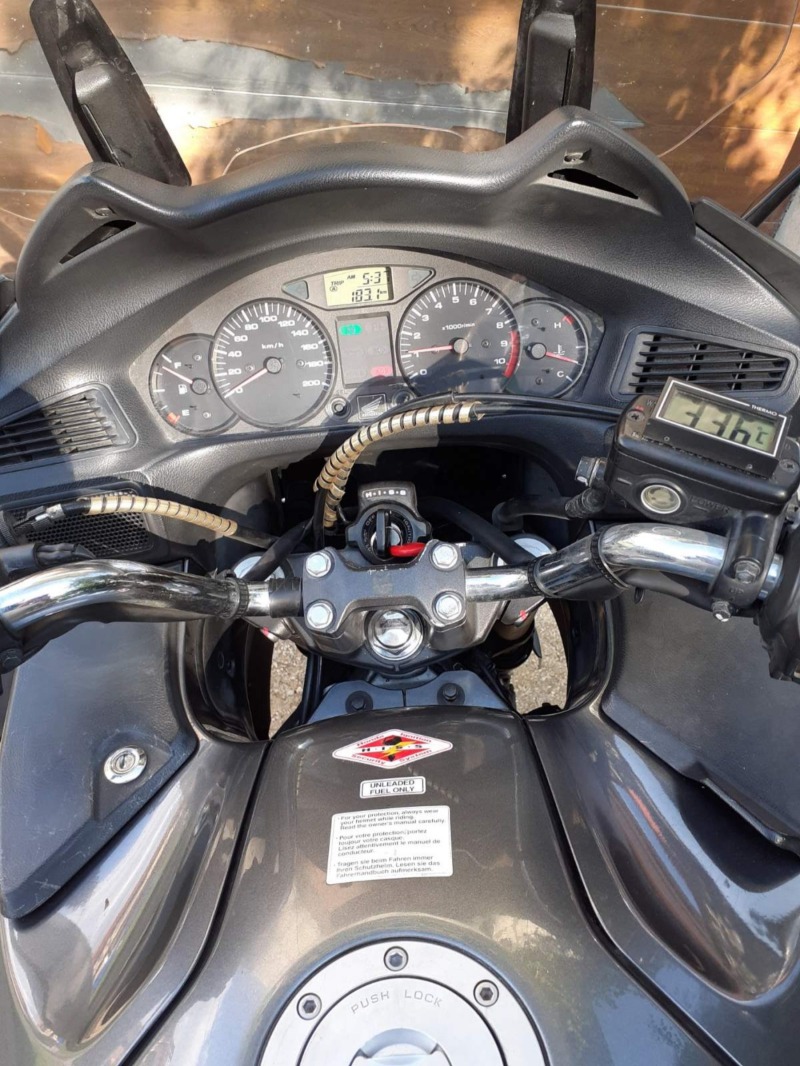 Honda Deauville, снимка 3 - Мотоциклети и мототехника - 46034388
