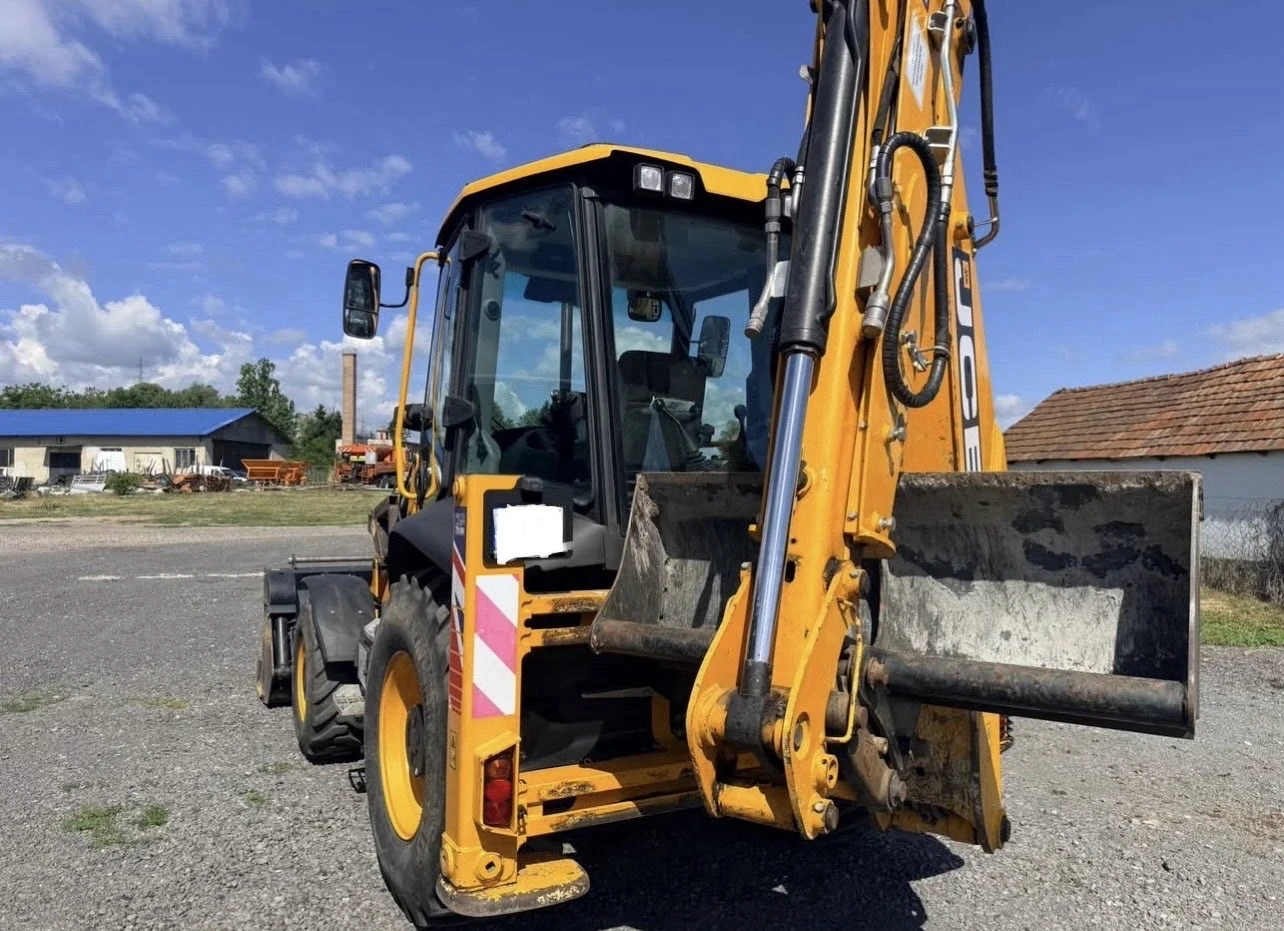 Багер JCB 3CX 2021г. 1714ч Телескоп 6в1 Вилици 3 Кофи СПЕШНО, снимка 5 - Индустриална техника - 55126187