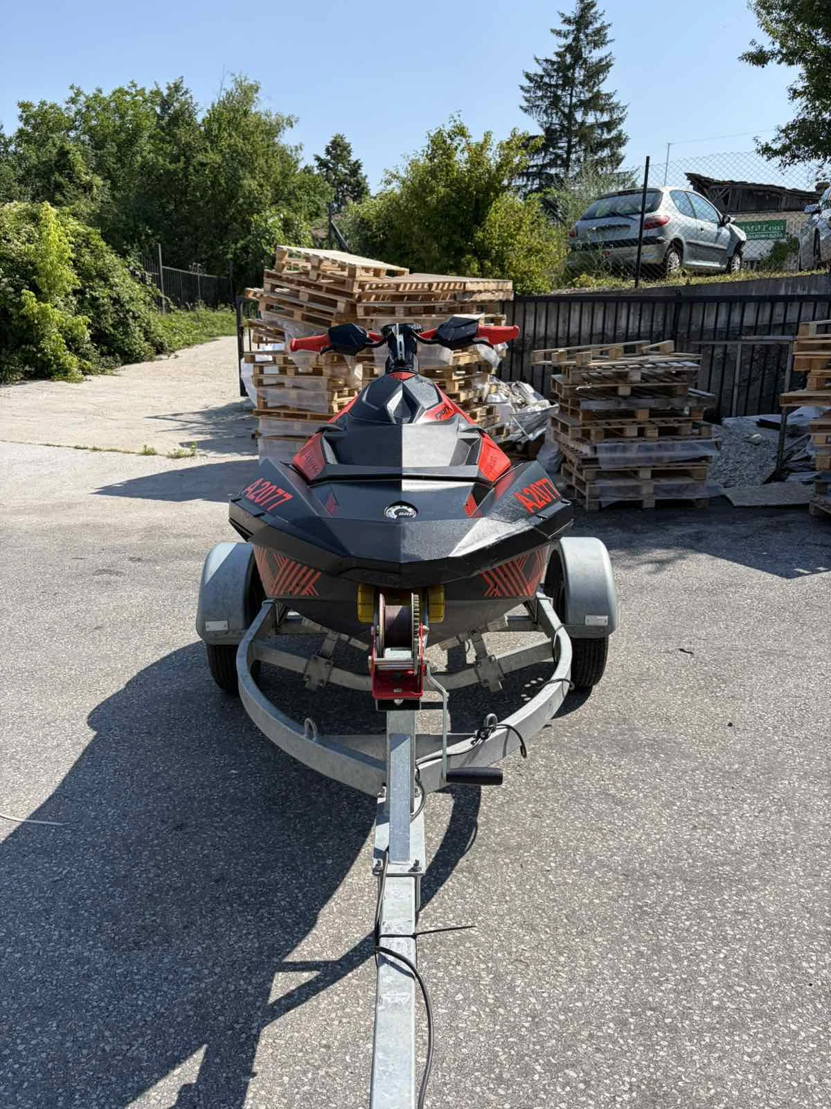 Джет Bombardier Sea Doo Trixx, снимка 4 - Воден транспорт - 55171711