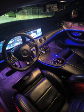 Mercedes-Benz E 220, снимка 8