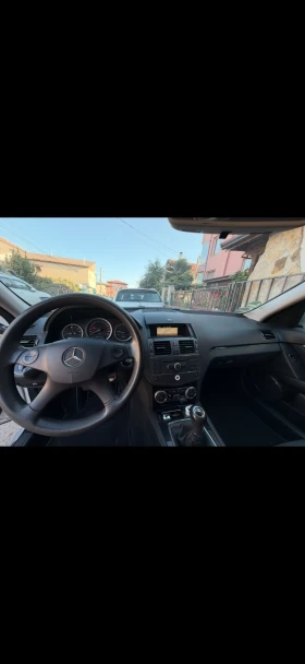 Mercedes-Benz C 200, снимка 10