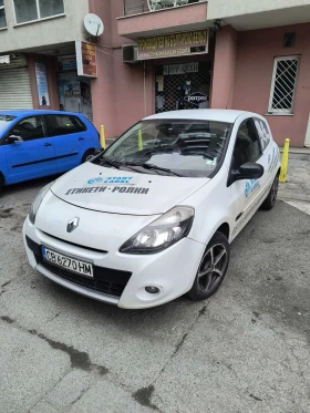Обява за продажба на Renault Clio ~2 500 лв. - изображение 1