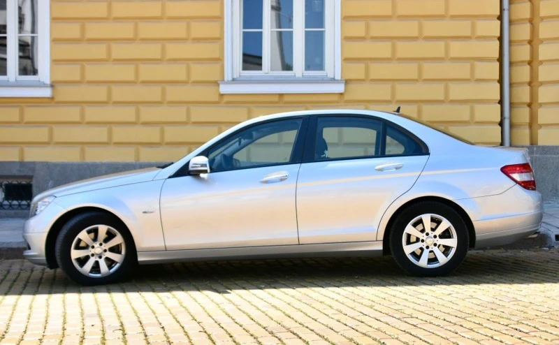 Mercedes-Benz C 200 CDI Elegance , снимка 6 - Автомобили и джипове - 46884281