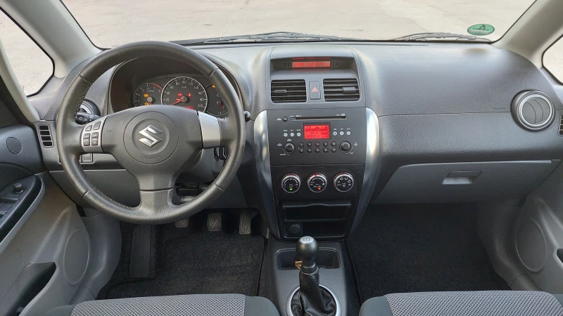 Suzuki SX4 1.6i 4x4 NAVI Германия, снимка 12 - Автомобили и джипове - 47110618