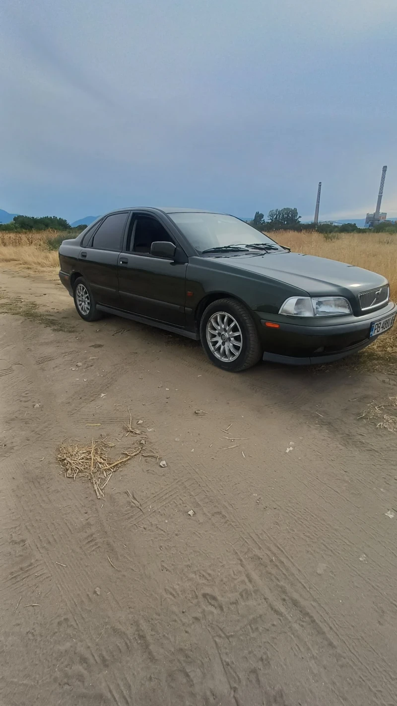 Volvo S40, снимка 4 - Автомобили и джипове - 47790603