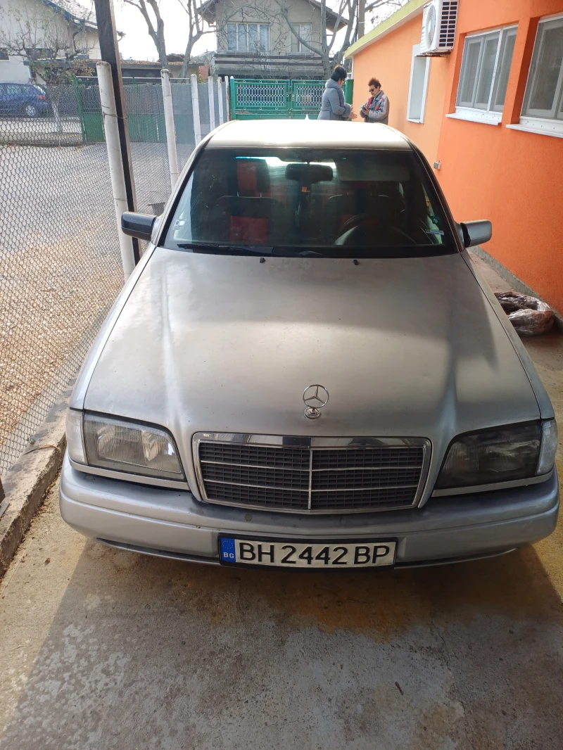 Mercedes-Benz C 180, снимка 1 - Автомобили и джипове - 48069883