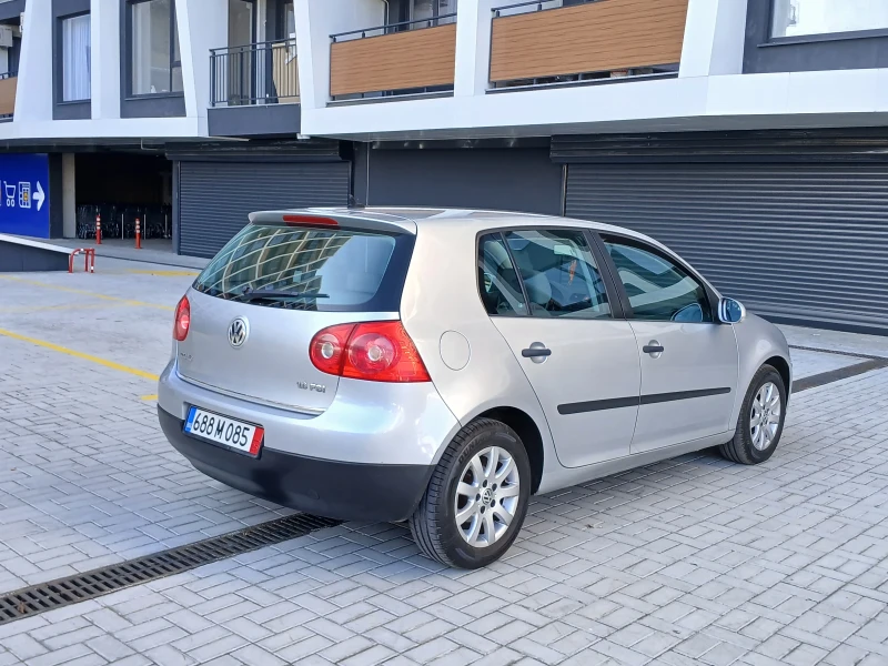 VW Golf 1.6i, снимка 3 - Автомобили и джипове - 48756211