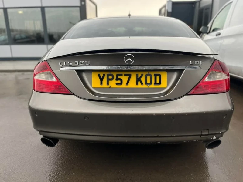 Mercedes-Benz CLS 642, снимка 6 - Автомобили и джипове - 49709950