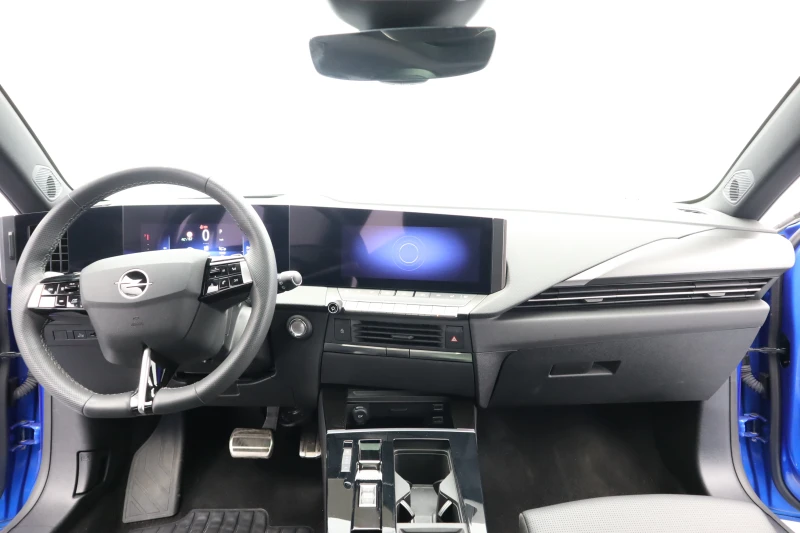 Opel Astra Sports Tourer Ultimate, снимка 12 - Автомобили и джипове - 51653437