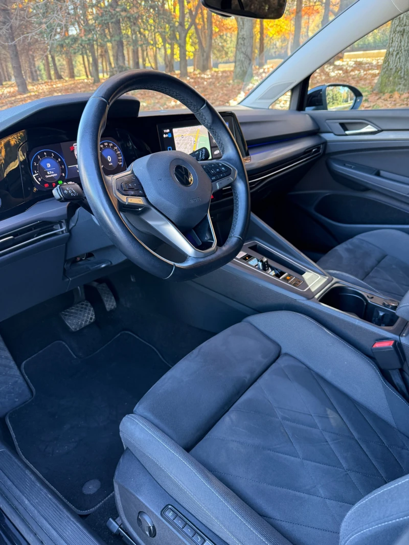 VW Golf, снимка 11 - Автомобили и джипове - 52426038