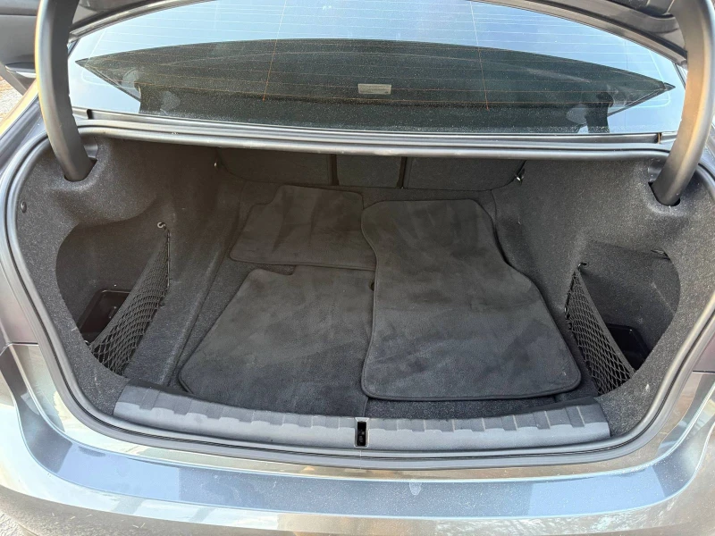 BMW 330 DIGITAL / MEMORY / PANO, снимка 14 - Автомобили и джипове - 52749831