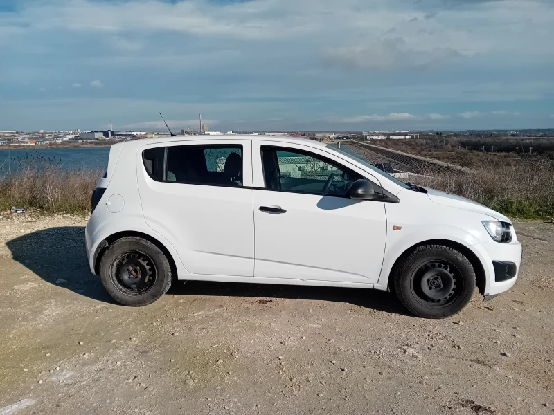 Chevrolet Aveo Газ, снимка 4 - Автомобили и джипове - 52583700