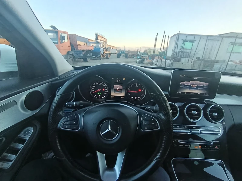 Mercedes-Benz C 220 4 matic panorama full led, снимка 7 - Автомобили и джипове - 53089260